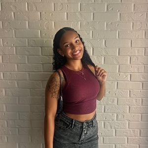 Meet your Posher, Evyonne